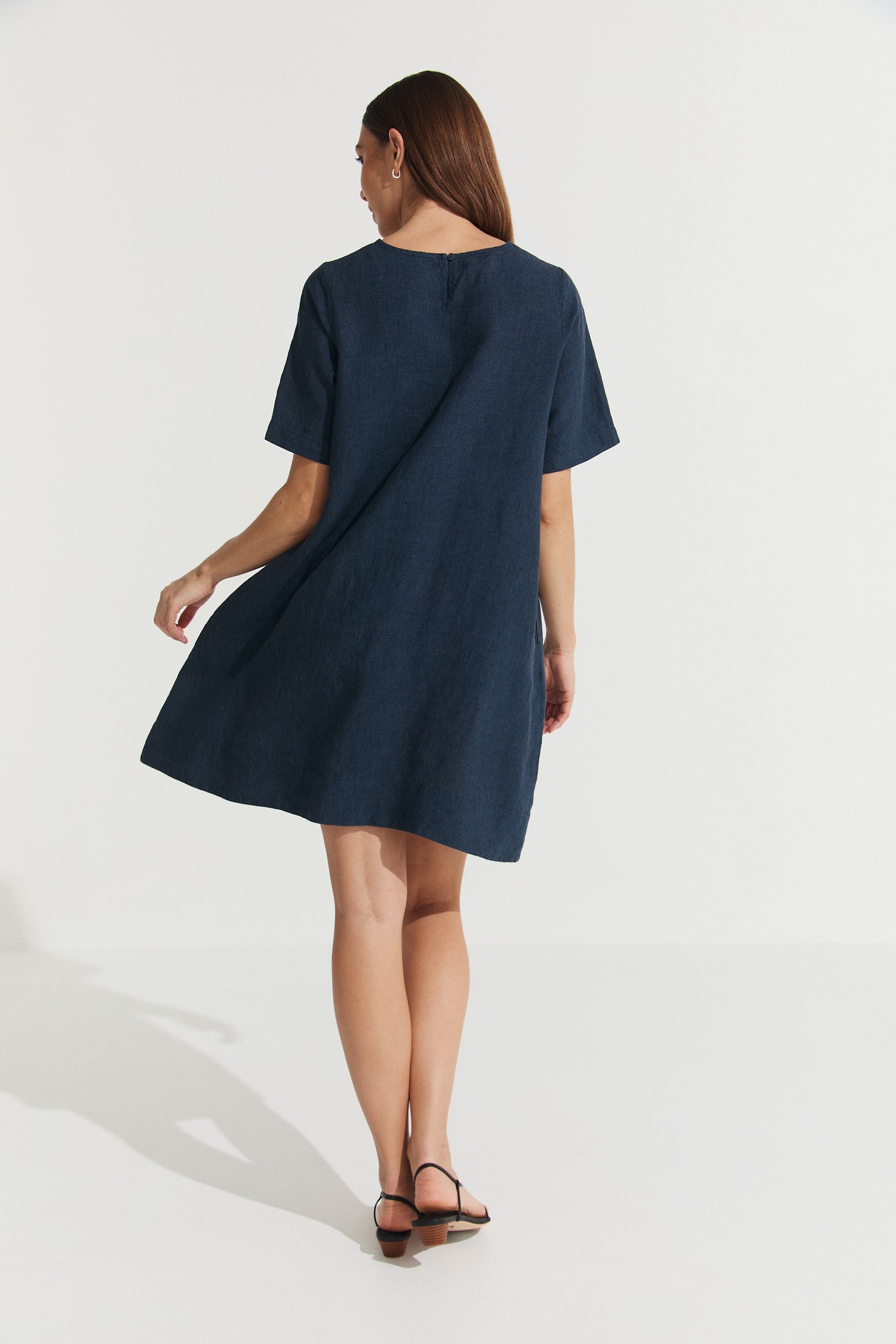 Montaigne Nathalie Linen Shift T-Shirt Dress Navy3