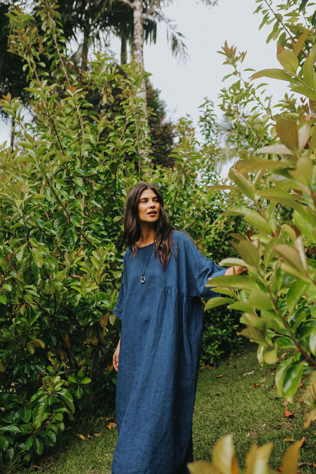 Montaigne Noa Indigo Linen Dress2