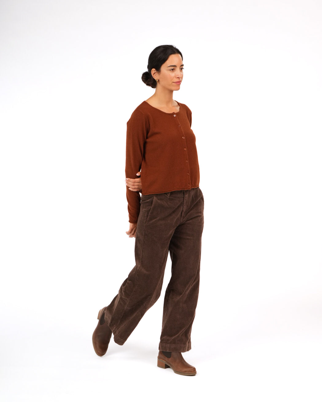 Montaigne NZ Lambswool Cropped Cardigan Chestnut1