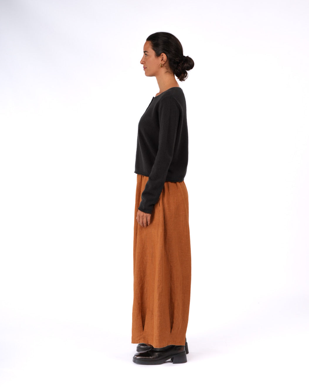 Montaigne NZ Lambswool Cropped Cardigan Deep Indigo1