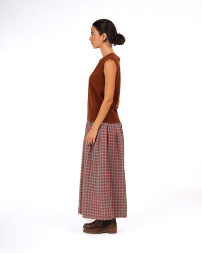 Montaigne NZ Lambswool Oversized Vest Chestnut2