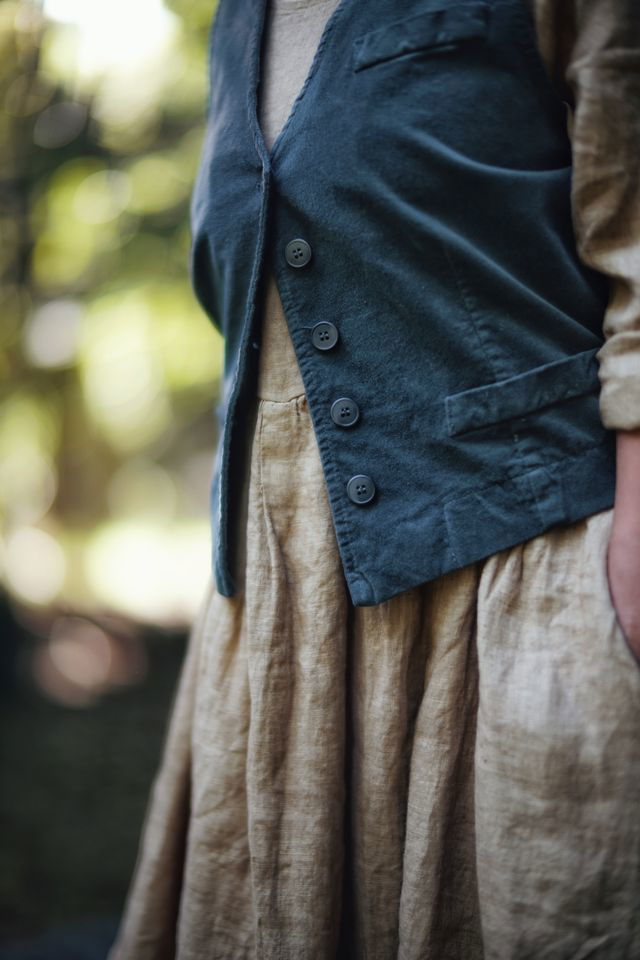 Montaigne Odette Velvet Vest Denim