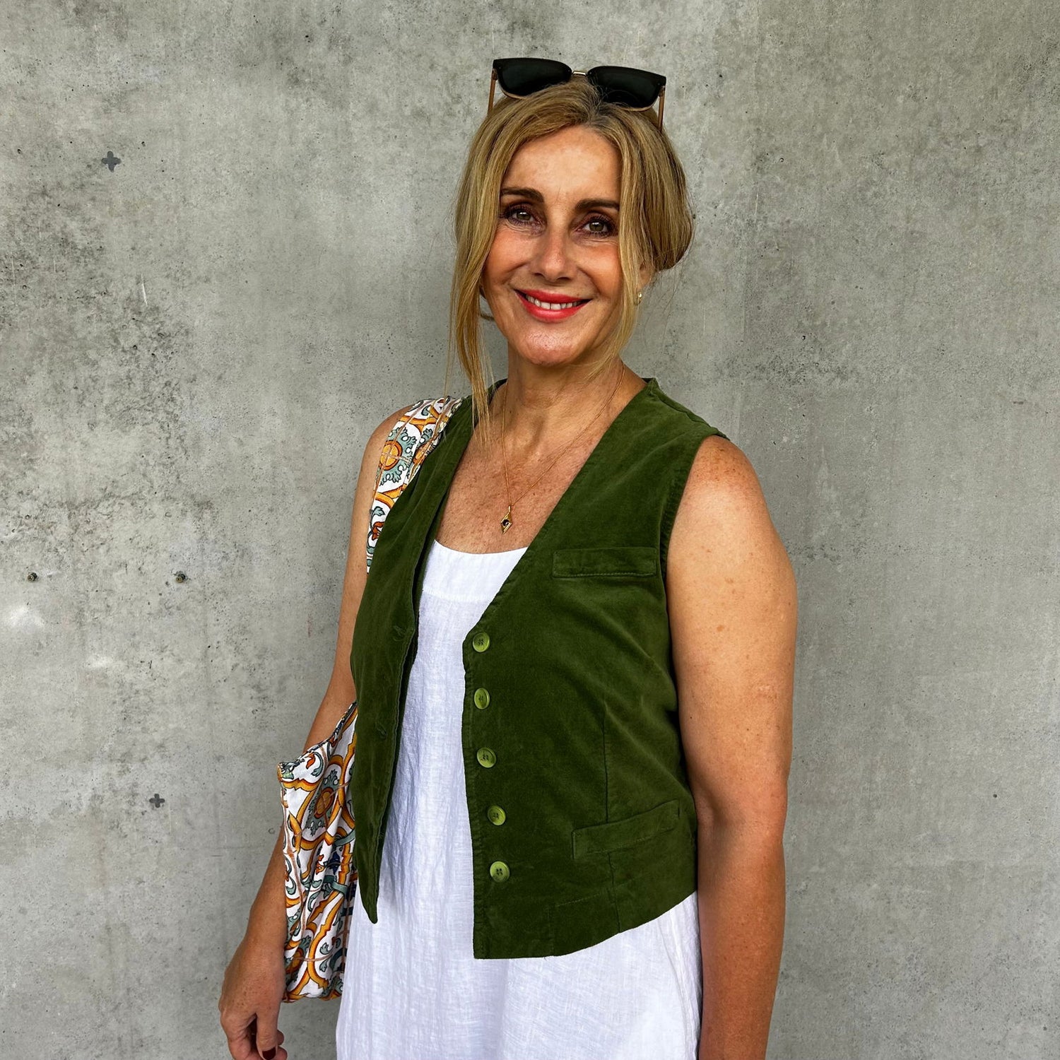 Montaigne Odette Velvet Vest Forest Green