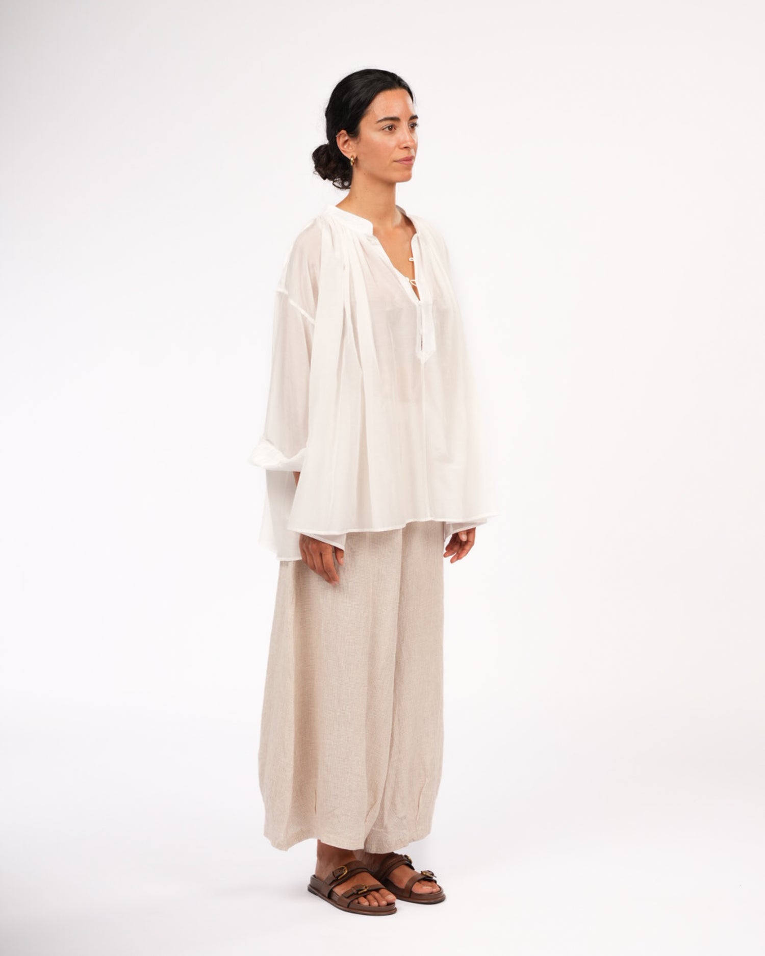 Montaigne Palma Cotton Silk Long Sleeve Blouse White4