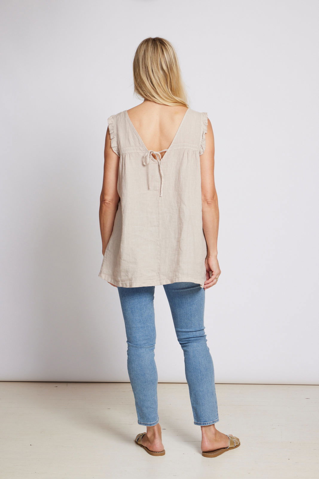 Montaigne Papillon Linen Sleeveless Top Natural4