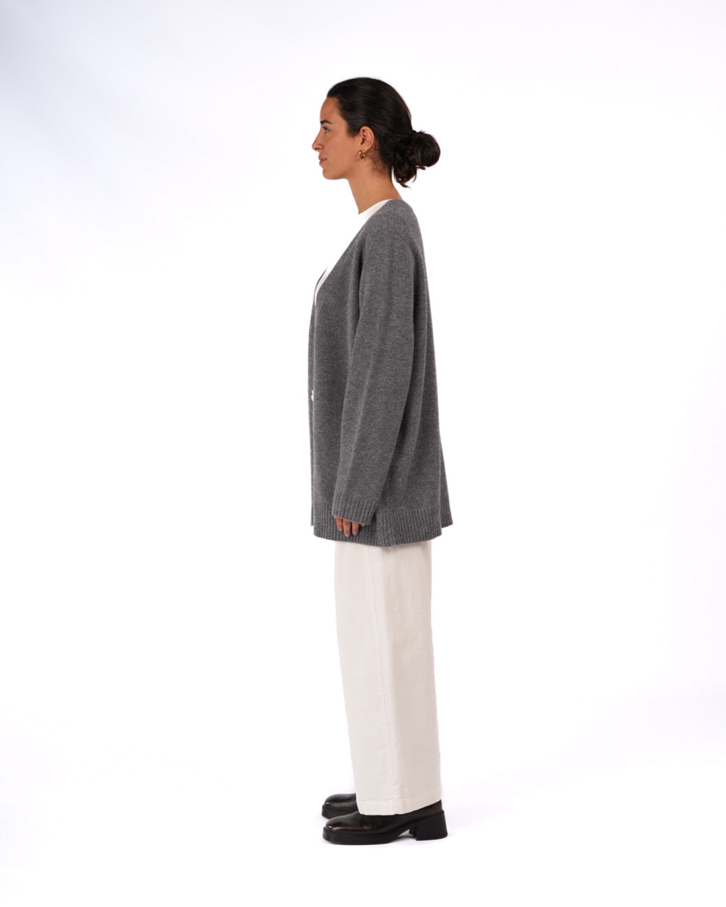 Montaigne Patou Pure Lambswool Cardigan Grey1