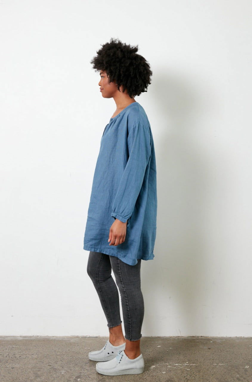 Montaigne Paysanne Oversized Linen Shirt Denim1