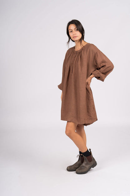 Montaigne Paysanne Oversized Linen Shirt Tobacco1