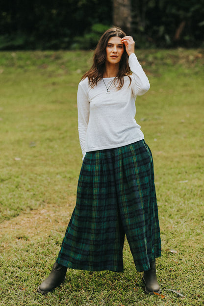 Montaigne Perry Linen Jersey Top2