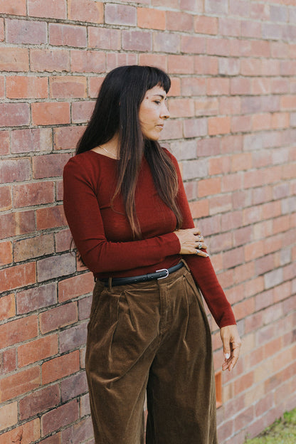 Montaigne Premium Cotton Corduroy Pleated Wide-Leg Pants Olive3