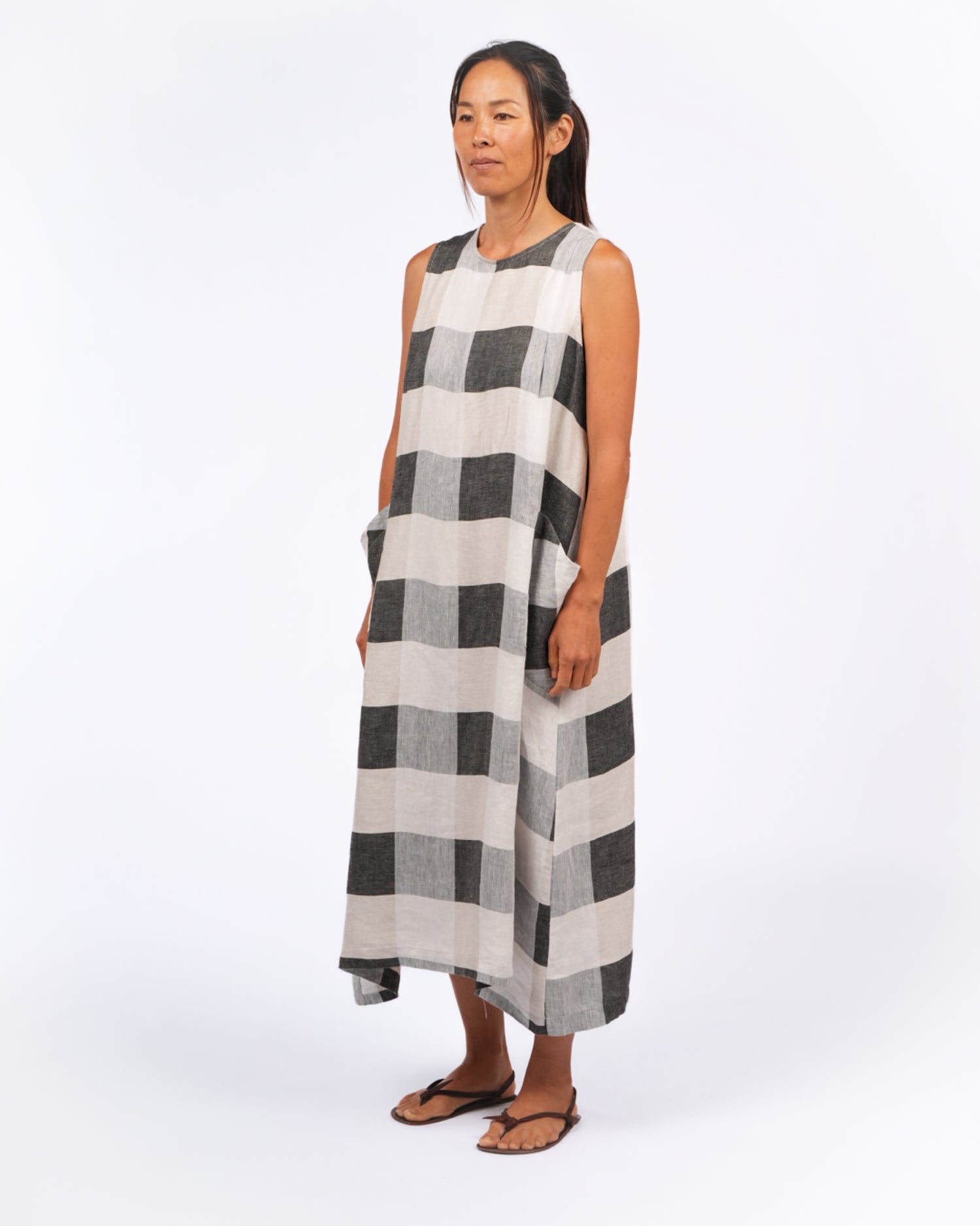 Montaigne Remy Linen Dress in Black Check4