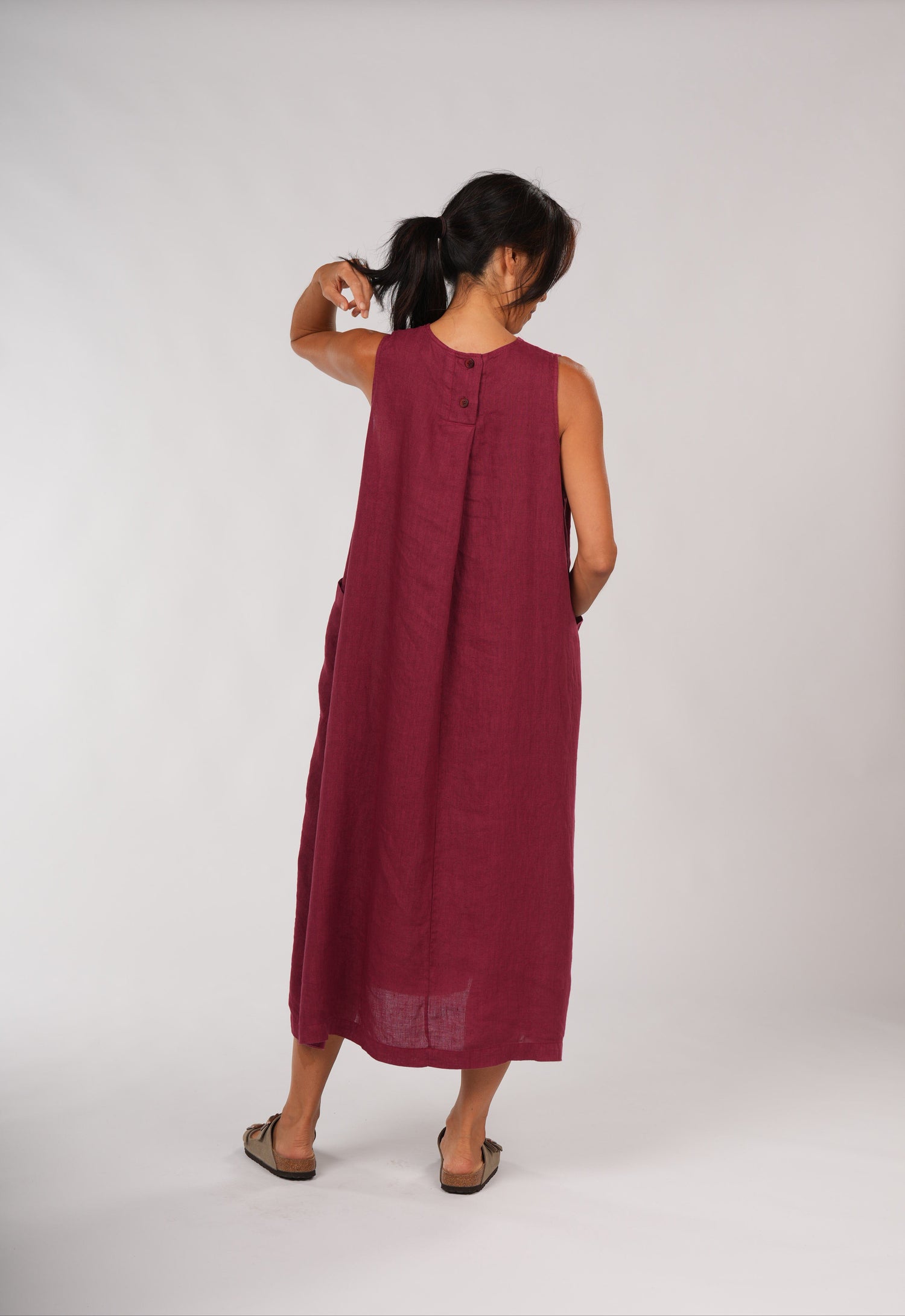Montaigne Remy Linen Dress with Deep Front Pockets Barn Red7