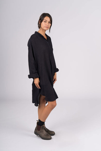 Montaigne Riviera Long Sleeve Linen Shirt  Navy