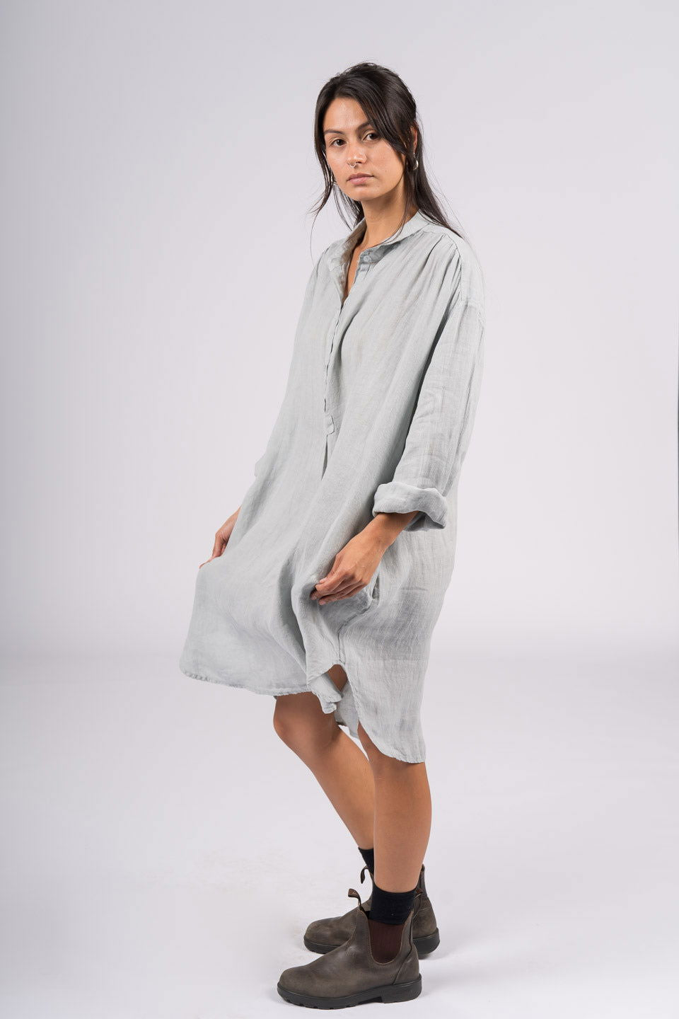 Montaigne Riviera Long Sleeve Linen Shirt Silver1