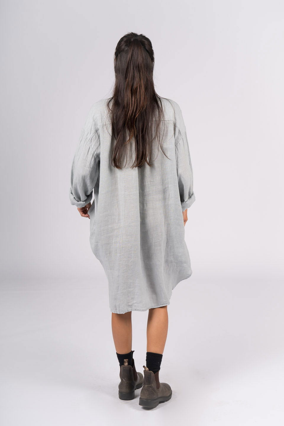 Montaigne Riviera Long Sleeve Linen Shirt Silver2