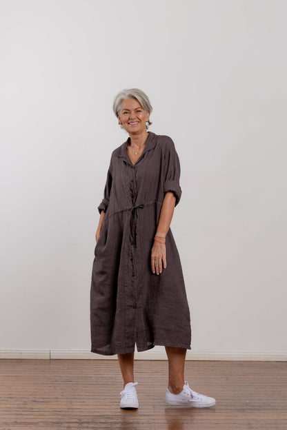 Montaigne Rodin Linen Drawstring Dress Rum Raisin