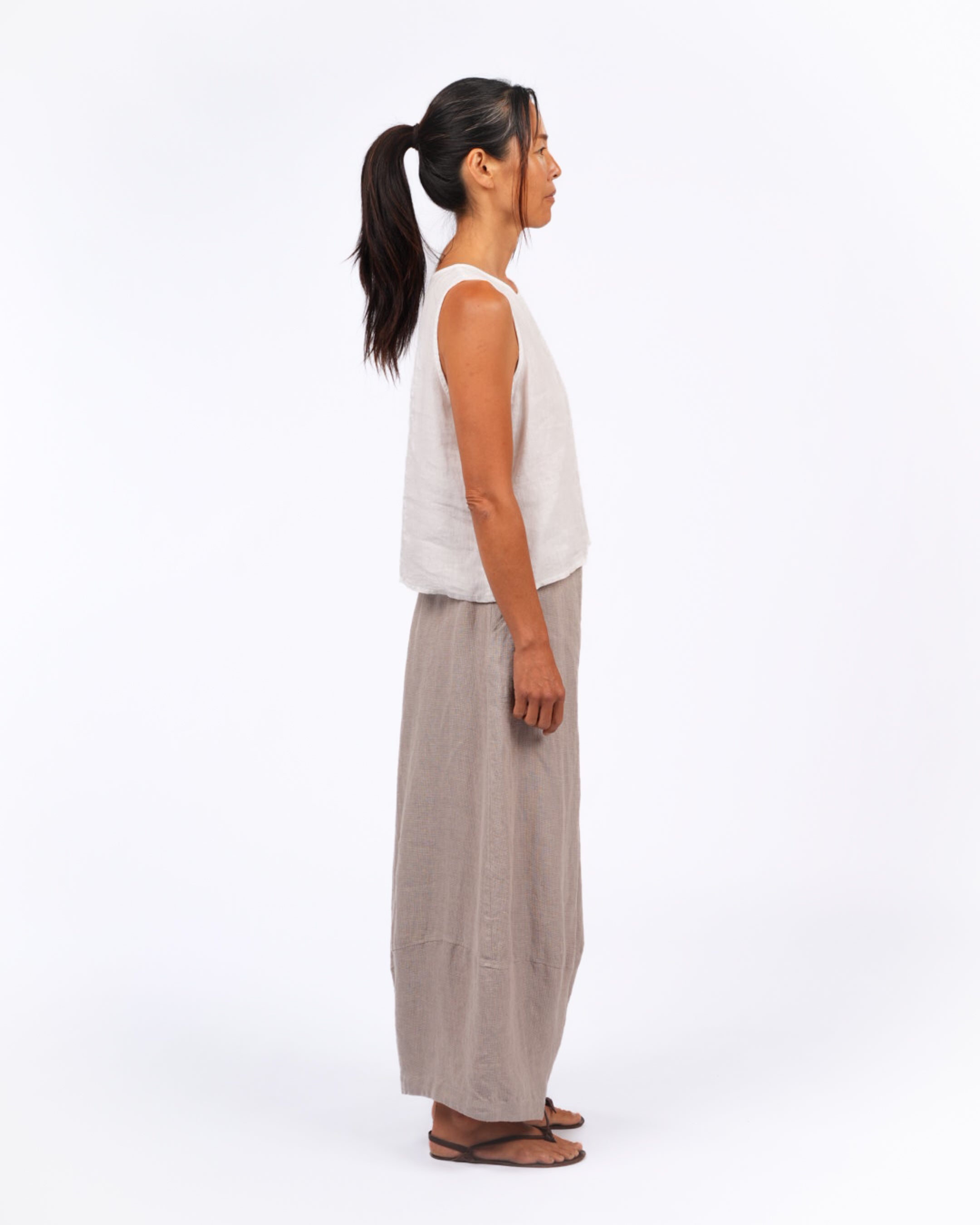 Montaigne Roland Linen Pants in Houndstooth