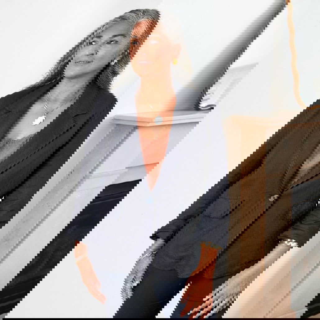 Montaigne Saint-Cloud Relaxed Fit Linen Blazer with Raw Seams Navy