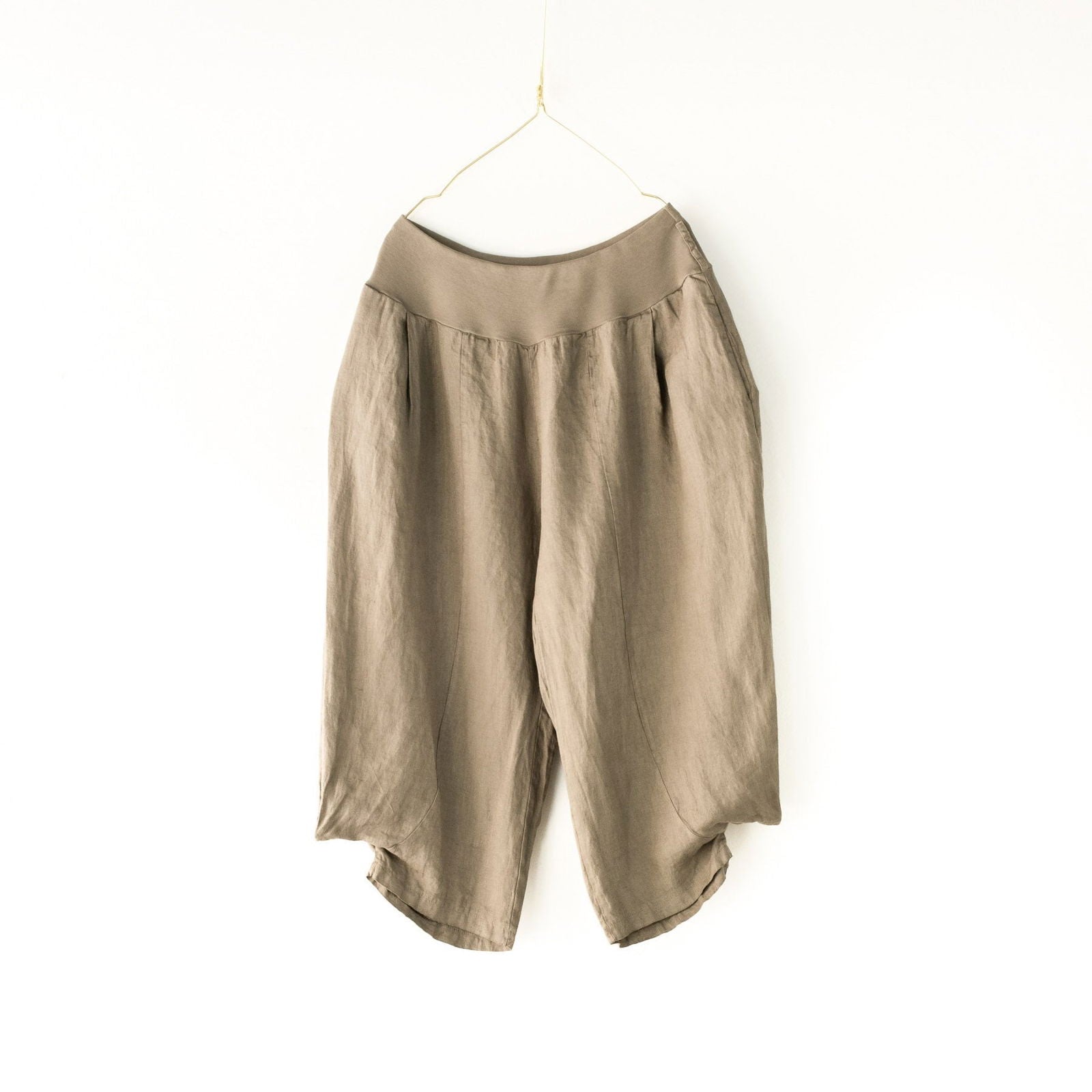 Montaigne Saint-Tropez Linen Capri Pants Mushroom