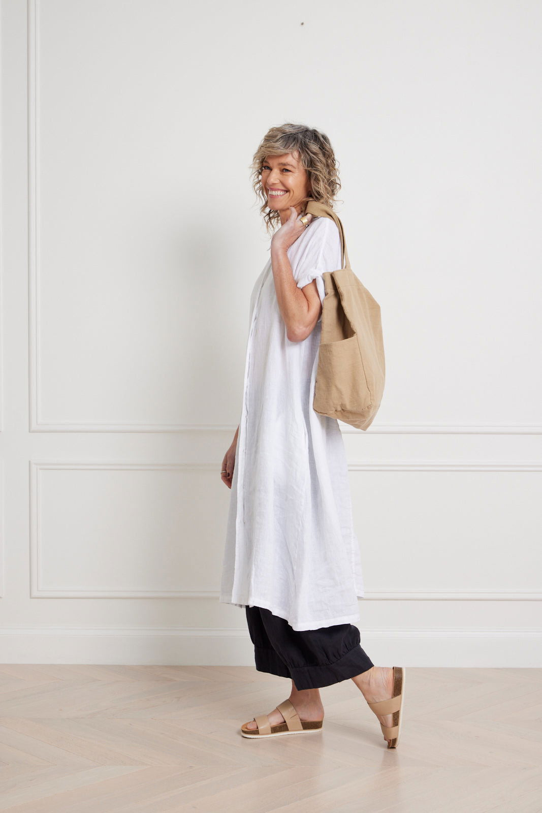 Montaigne Salomé Classic Linen Shirt Dress White1