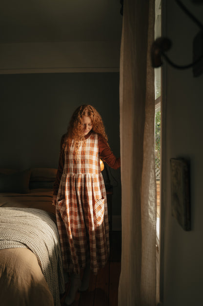 Montaigne Sartene French Linen Dress in Clay Check4