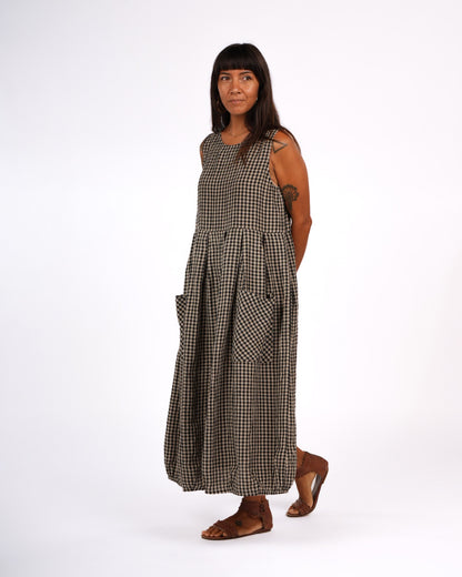 Montaigne Sartene French Linen Dress in Gingham Black