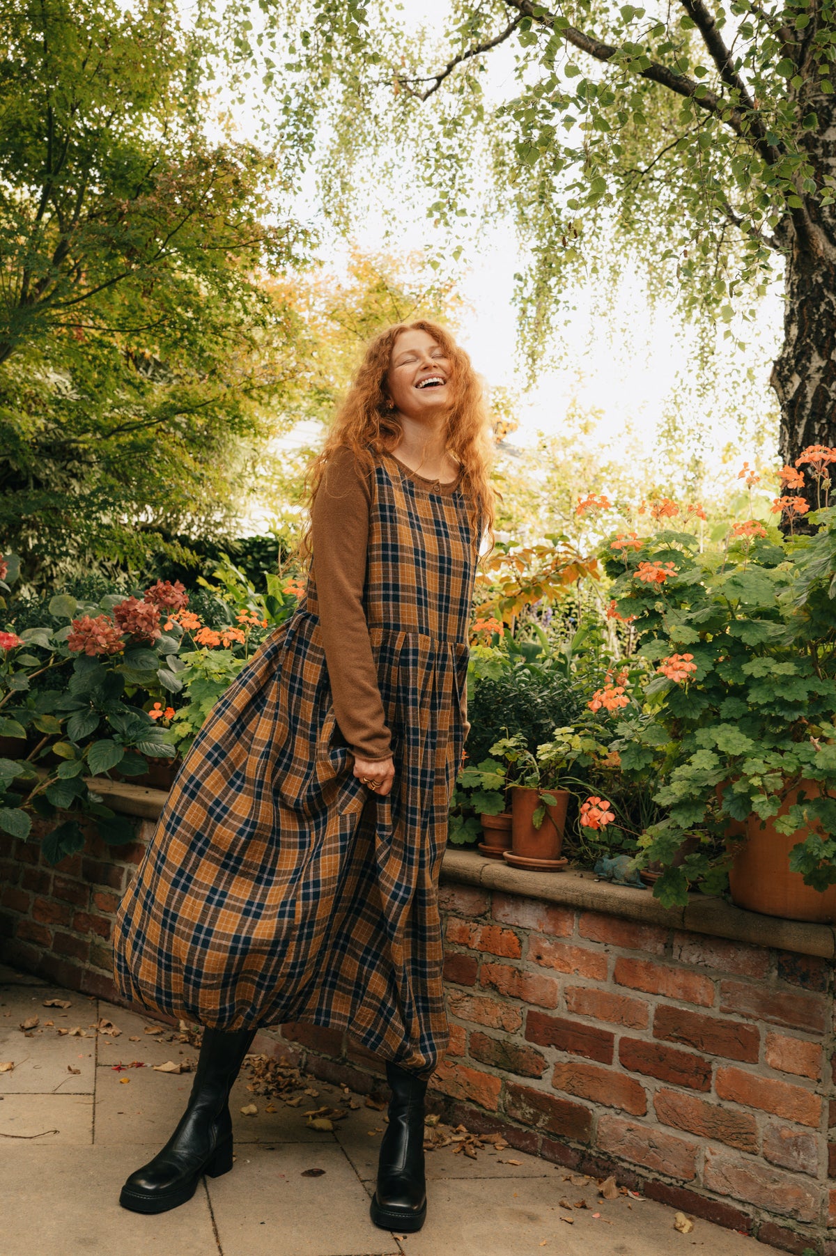 Montaigne Sartene French Linen Dress in Yellow/Blue Check12