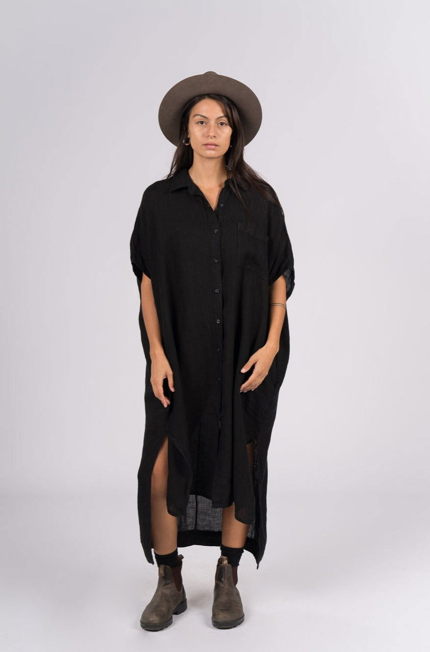 Montaigne Simone Short Sleeve Linen Dress Black1