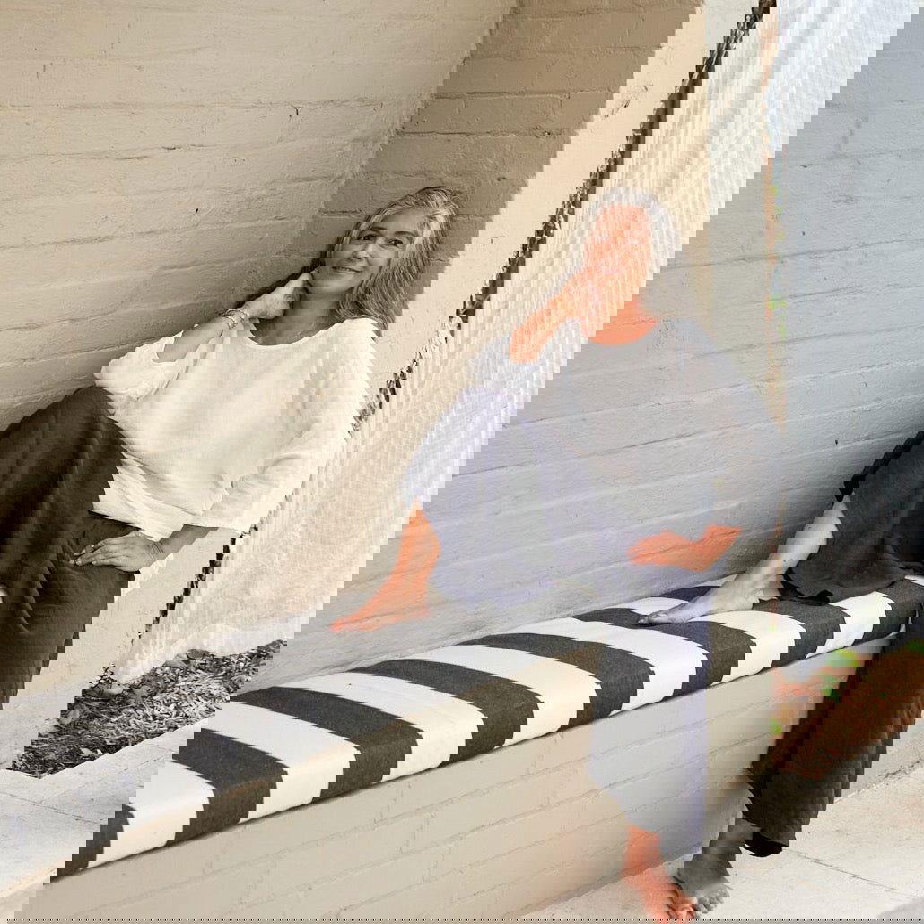 Montaigne Solid Linen Culottes Navy2