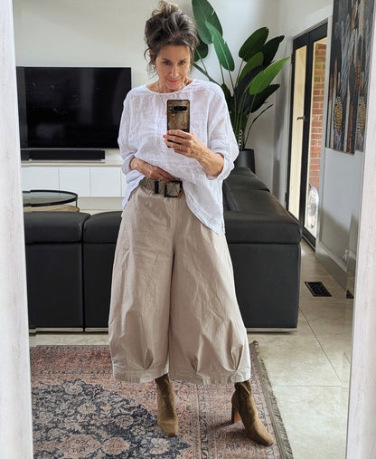 Montaigne Toulouse Linen Long Sleeve Top White3