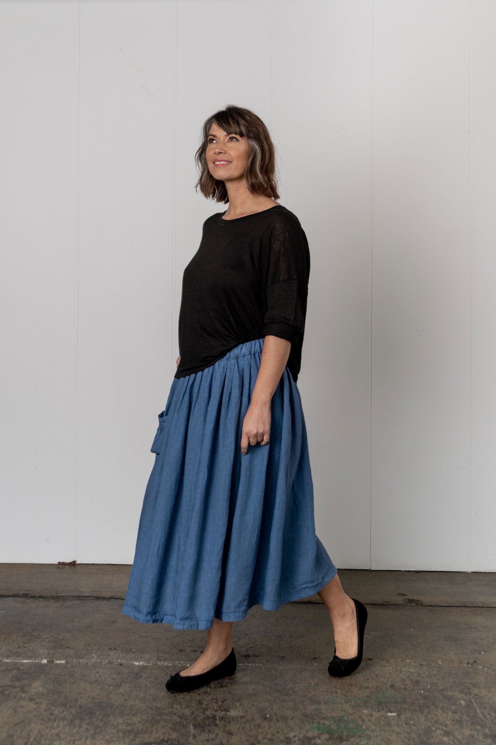 Montaigne Transeasonal Linen Skirt with Front Pocket Denim Blue4