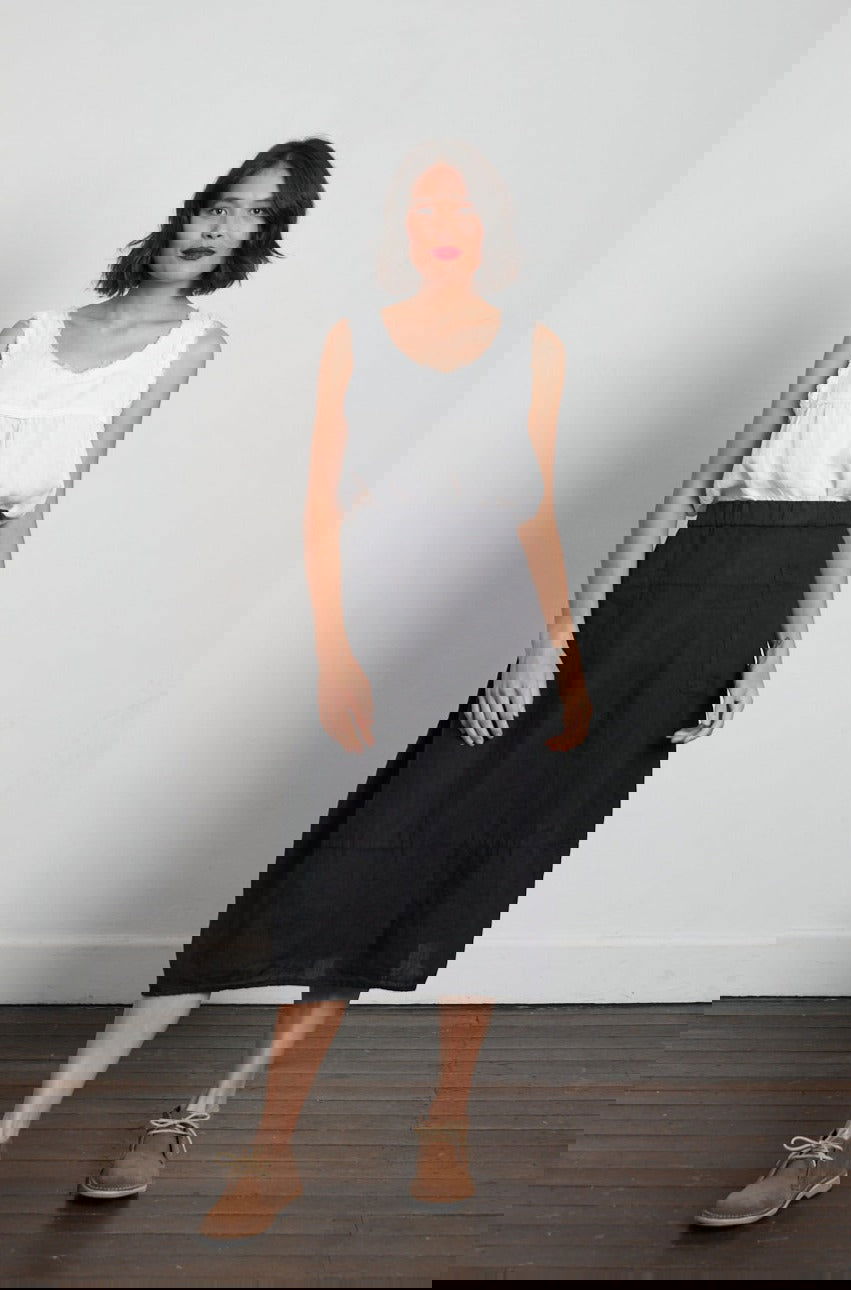 Montaigne Tulip Linen Skirt Navy