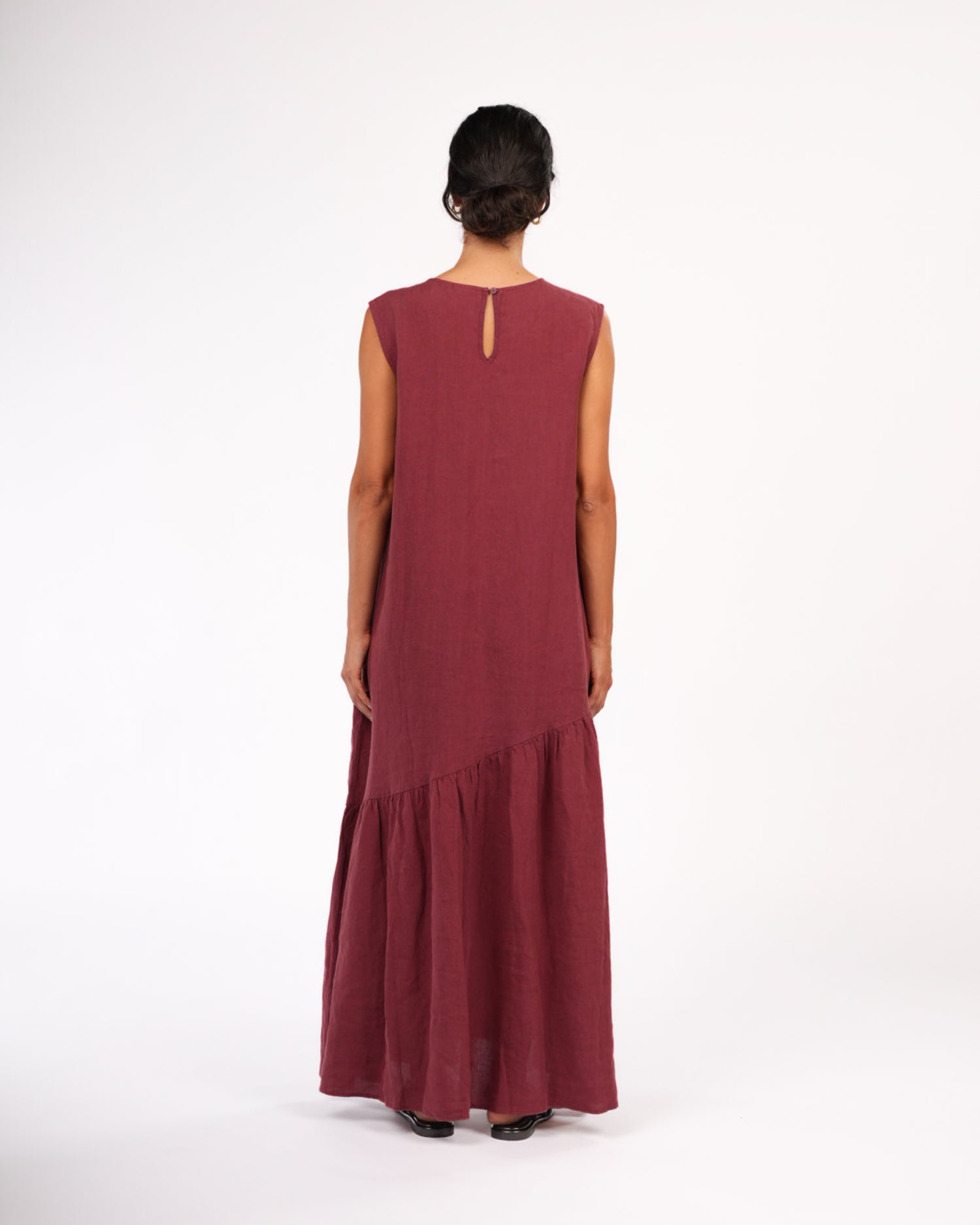 Montaigne Valerie Linen Maxi Dress Wine