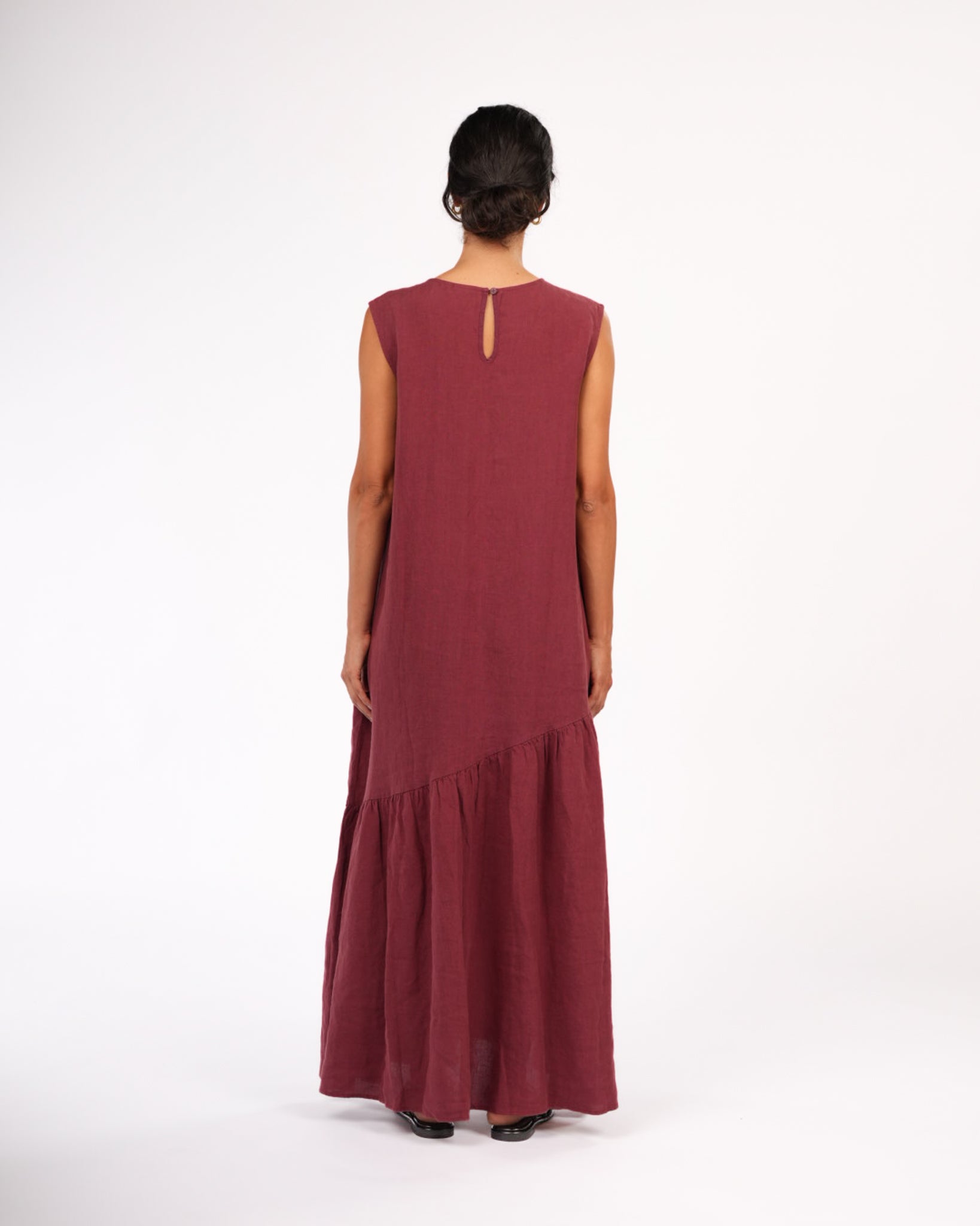 Montaigne Valerie Linen Maxi Dress Wine