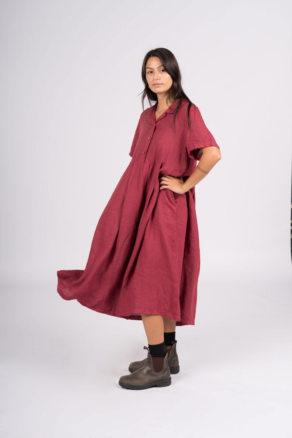Montaigne Vianne Linen Dress with Pleats and Side Pockets Barn Red4