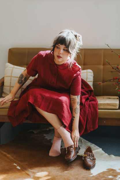 Vianne Linen Dress with Pleats and Side Pockets