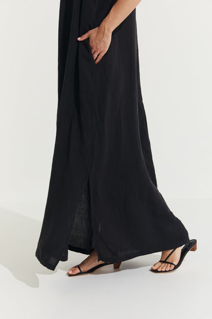 Montaigne Virginie Linen Maxi Dress with Side Splits Black2