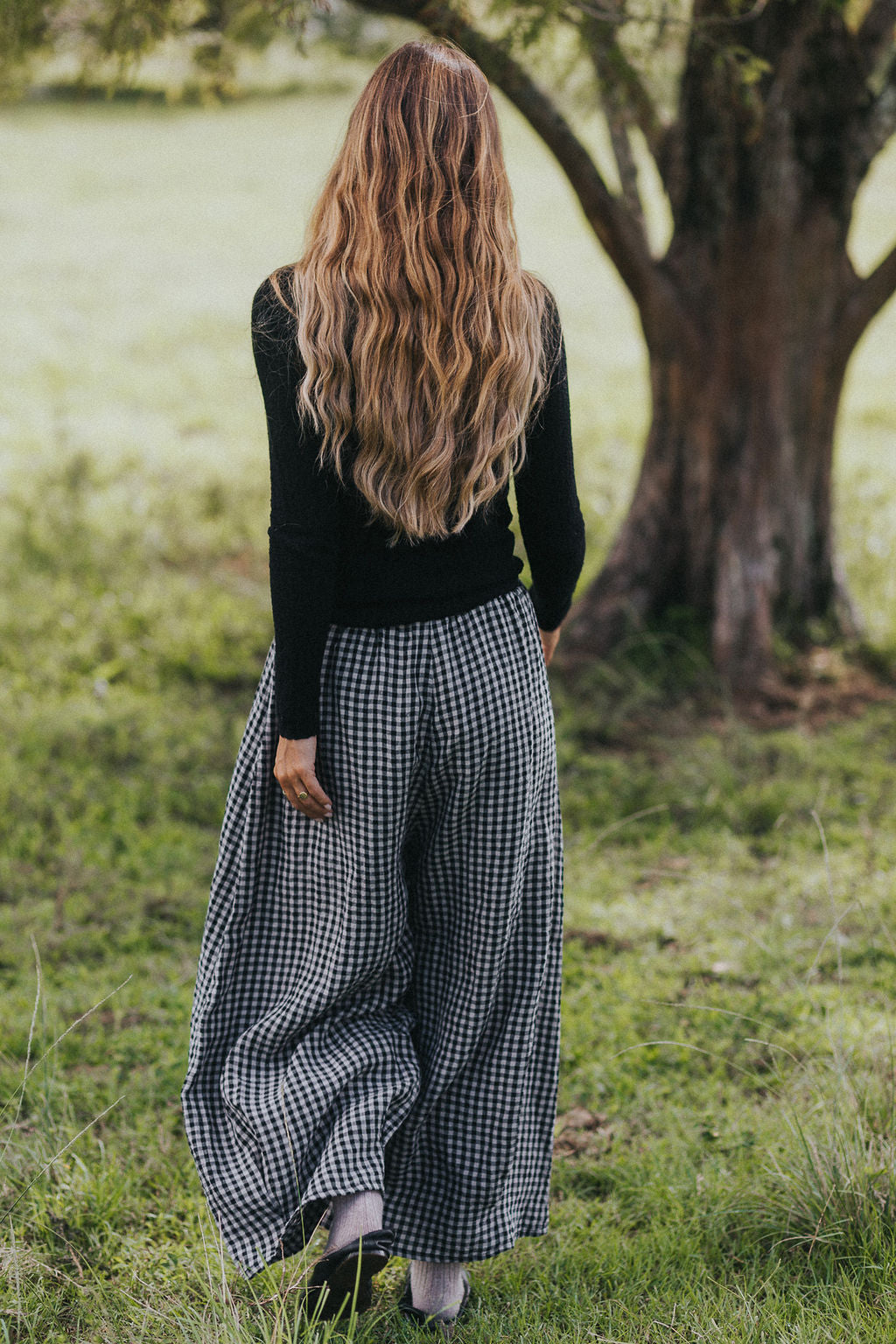 Montaigne Womens Eadie Gingham Linen Pants Black3