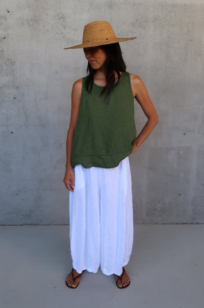 Montaigne Eadie Linen Pant with Gathering Detail White