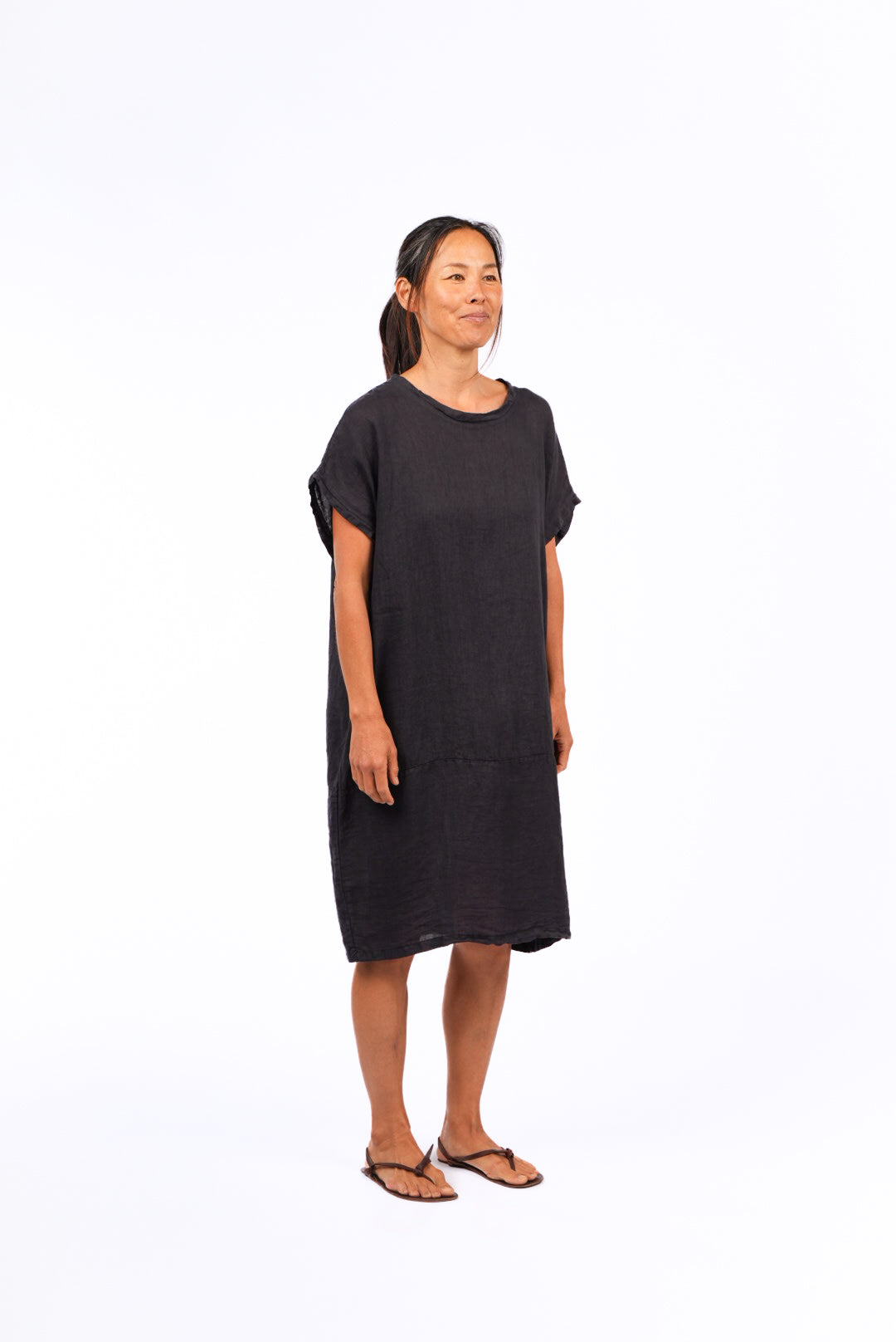 Montaigne Eliza Slimline Linen Dress Black