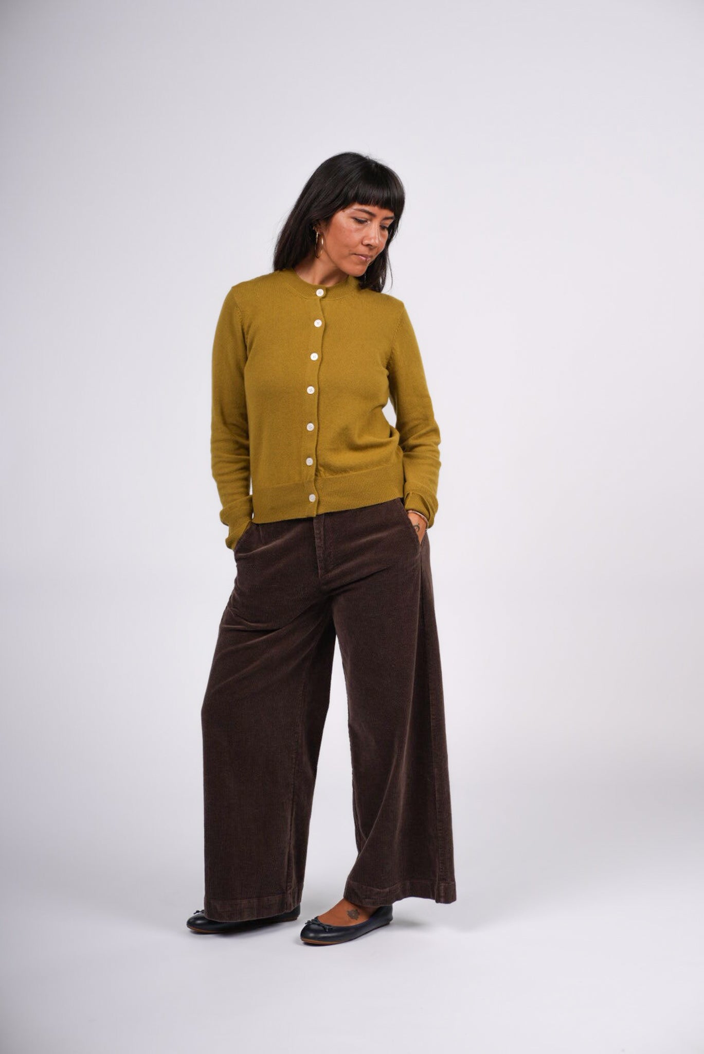 Montaigne Minimalist Lambswool Cardigan Acid2