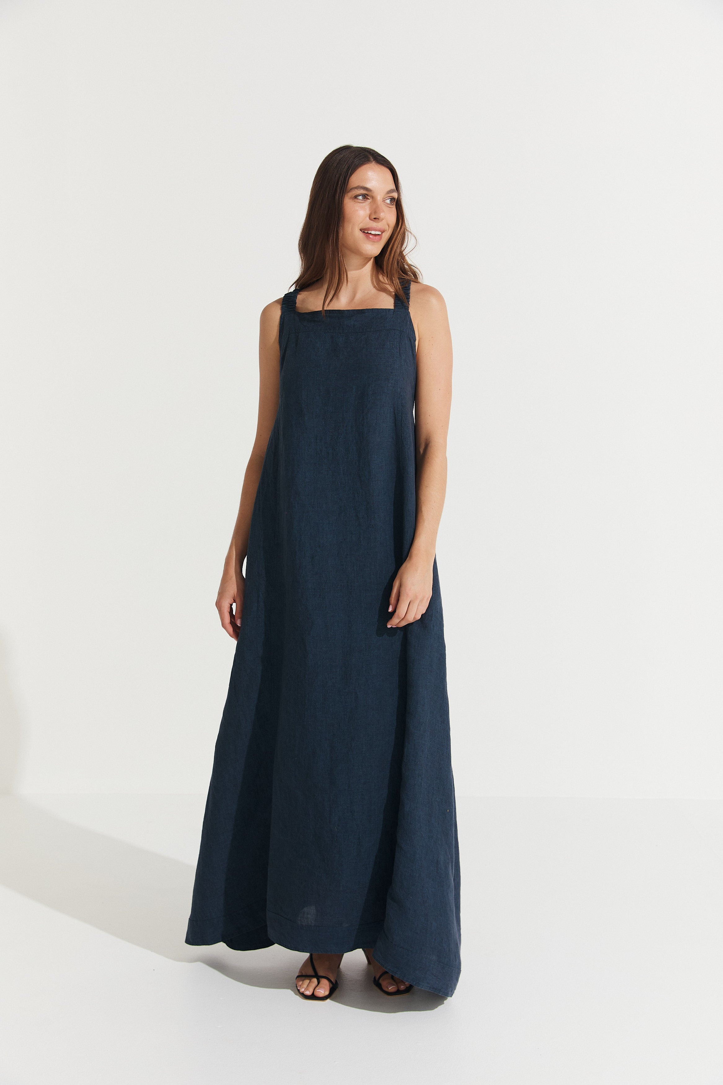 Montaigne Scarlett Full-Length Linen Dress Navy