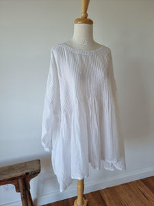 Francine hand crafted silk/cotton pleat top with buttons down back