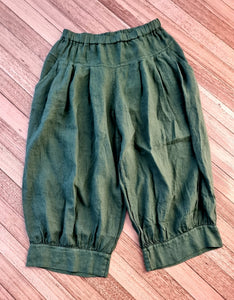 Desi linen pants with back pockets (2 sizes)