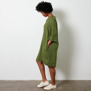 Montaigne Pascal loose-fit linen shift dress with exposed seams and hem, made in Italy